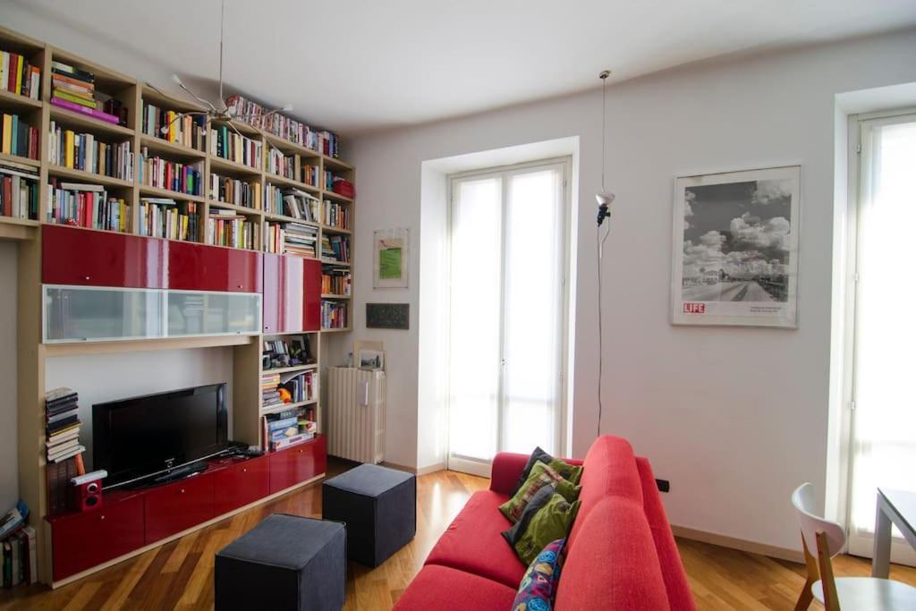 Quiet & Bright In A Sparkly District! Apartment Милано Екстериор снимка